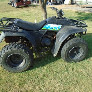 1990 KAWASAKI 300 BAYOU 4X4